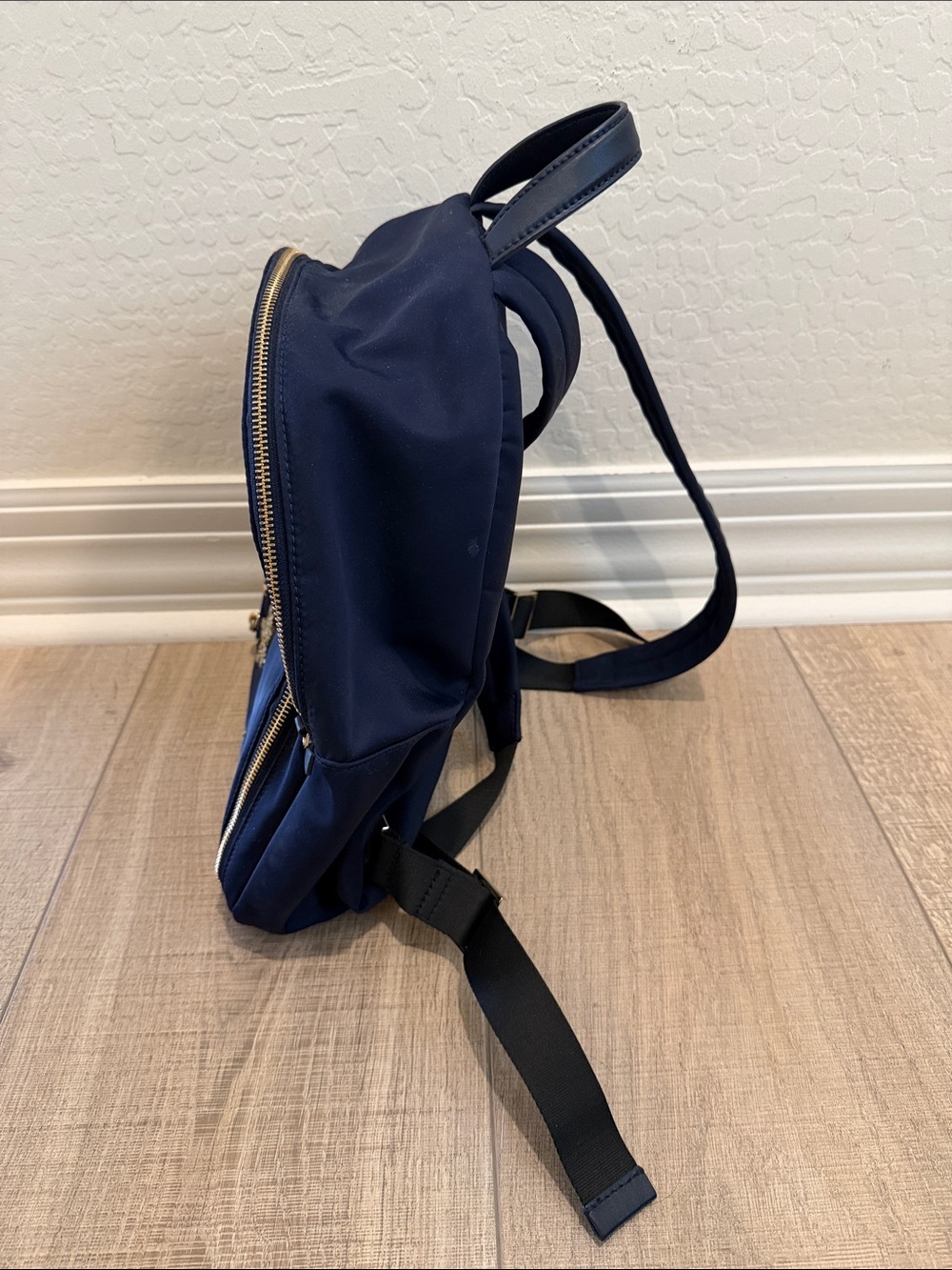 Kate spade backpack - Picture 2 of 6